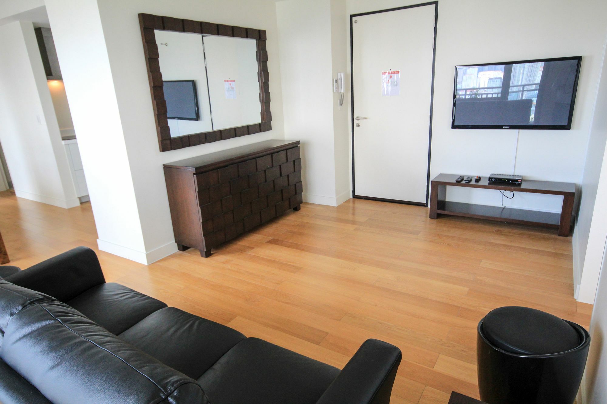 Siglo Suites @ The Acqua Private Residences Mandaluyong Екстериор снимка