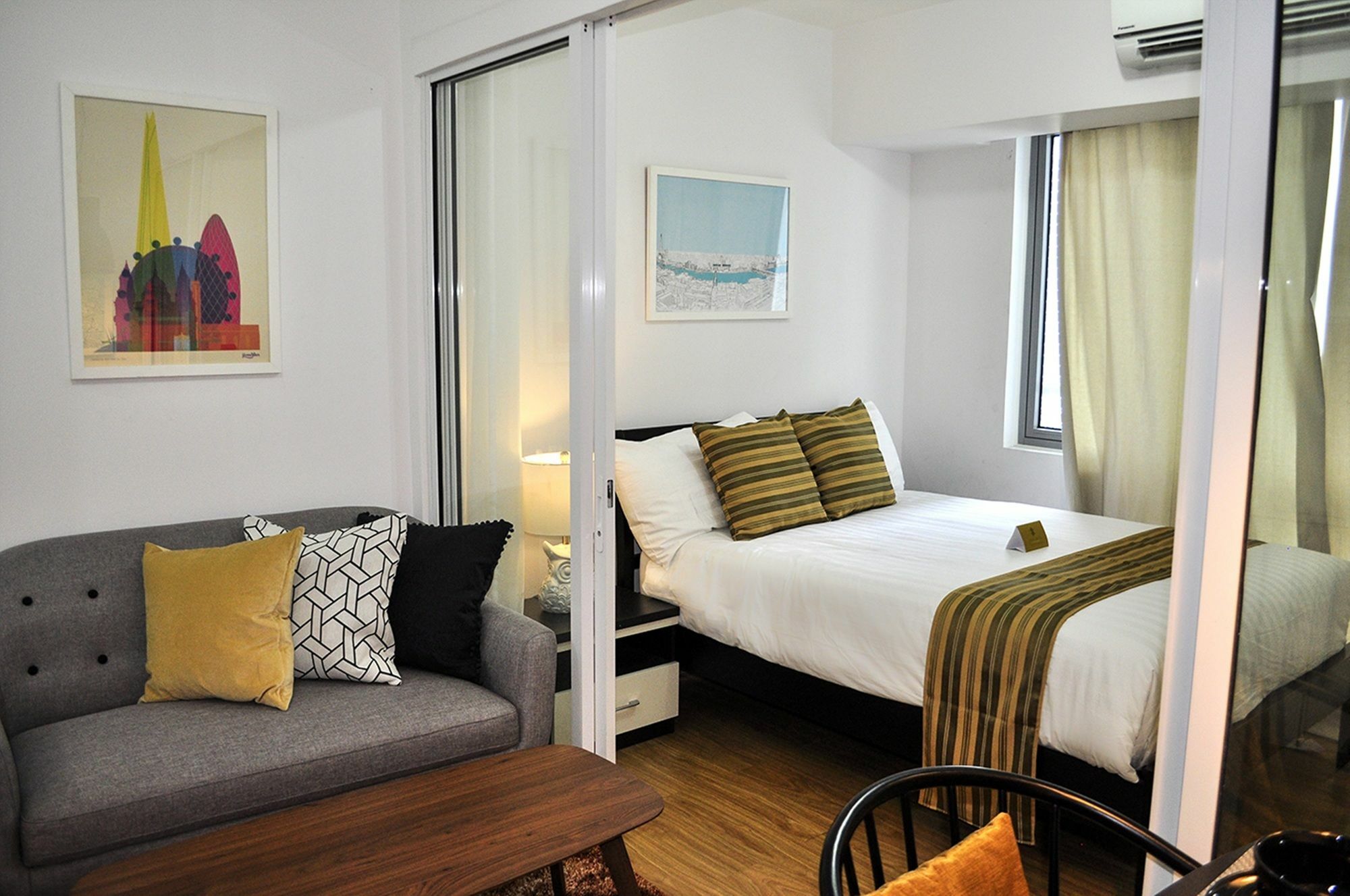 Siglo Suites @ The Acqua Private Residences Mandaluyong Екстериор снимка